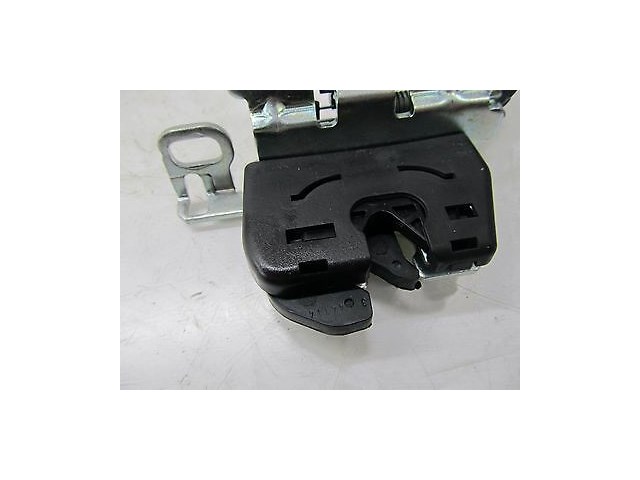 2012-2014 MERCEDES C250 W204 OEM REAR SEAT FOLD DOWN LOCK LATCH PAIR (2)