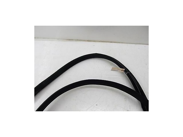 2007-2009 MERCEDES S550 W221 OEM RIGHT FRONT DOOR WEATHER SEAL PROTECTIVE EDGE  