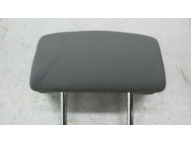  2007-2010 BMW X5 E70 OEM RIGHT REAR SEAT HEADREST GRAY 