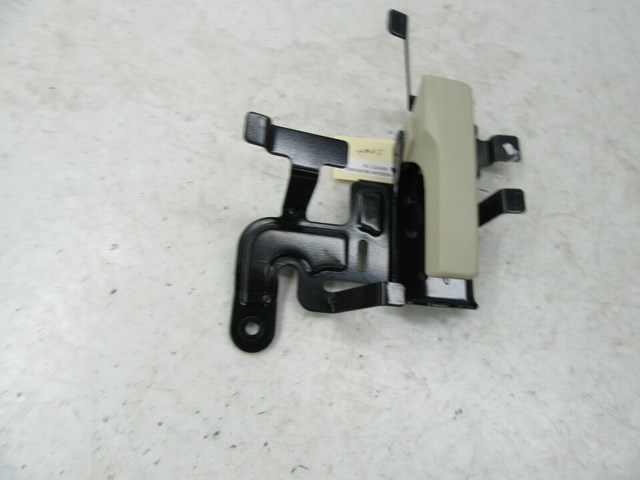2015-2019 NISSAN MURANO OEM RIGHT REAR SEAT RELEASE HANDLE 