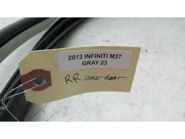 2011-2018 INFINITI M37 Q70 OEM RIGHT REAR DOOR ON BODY WEATHER STRIP SEAL   