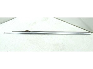 2012-2015 MERCEDES C350 COUPE OEM RIGHT PASSENGER DOOR GLASS OUTER WEATHER STRIP