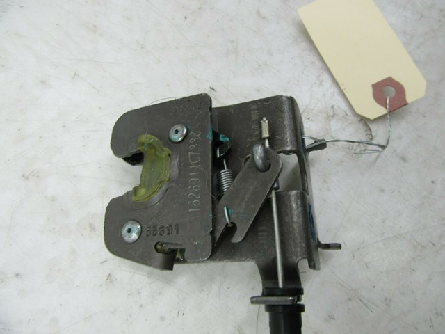 2017-2019 GM BUICK LACROSSE OEM RIGHT REAR SEAT BACK RELEASE LATCH