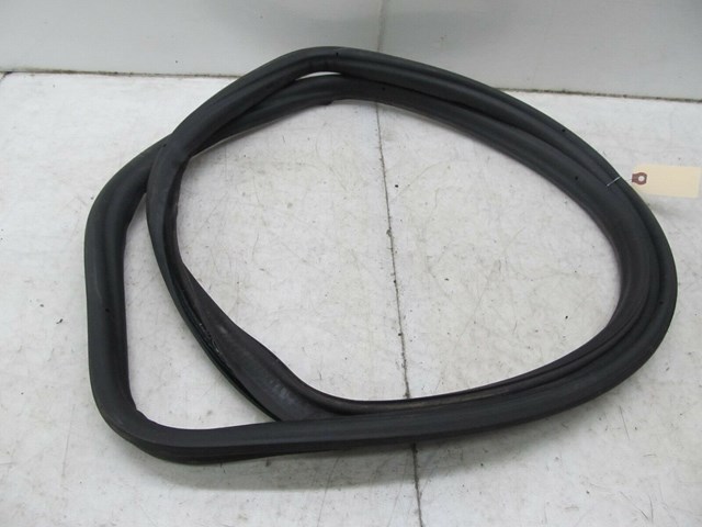 2004-2011 SAAB 9-3 OEM REAR WEATHER STRIP SEAL  476387035