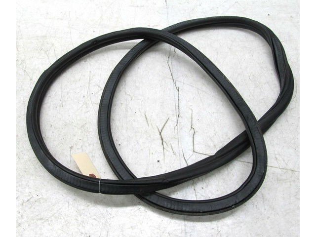 2005-2008 AUDI A6 C6 OEM REAR TRUNK WEATHER STRIP SEAL 