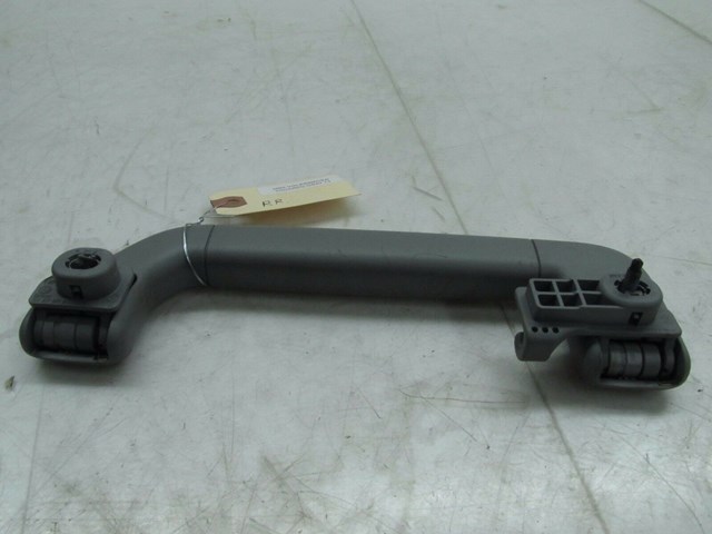 2004-2007 VOLKSWAGEN TOUAREG OEM RIGHT REAR OVERHEAD GRAB HANDLE GRIP 