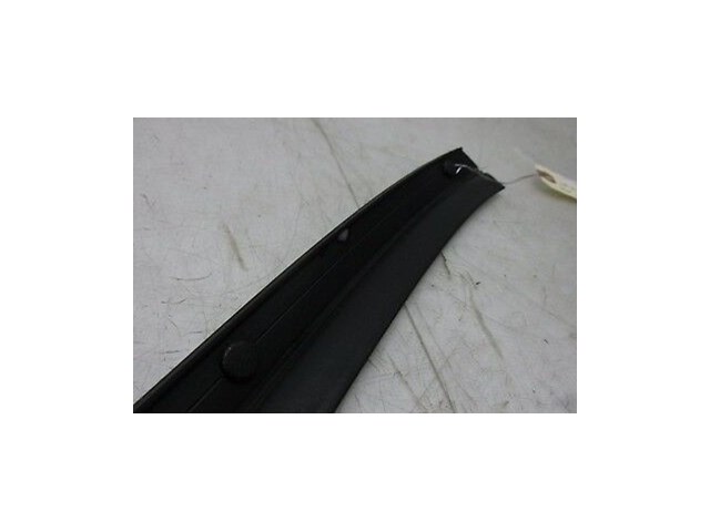 2004-2007 INFINITI QX56 OEM LEFT REAR LOWER INNER DOOR WEATHER STRIP  