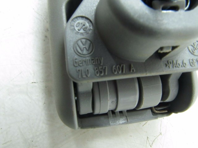 2004-2007 VOLKSWAGEN TOUAREG OEM RIGHT FRONT OVERHEAD GRAB HANDLE GRIP 