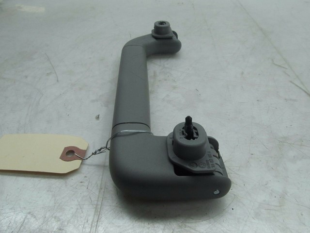 2004-2007 VOLKSWAGEN TOUAREG OEM RIGHT FRONT OVERHEAD GRAB HANDLE GRIP 