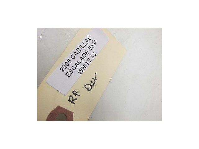 2002-2006 CADILLAC ESCALADE OEM RIGHT FRONT DOOR WEATHER STRIP SEAL 