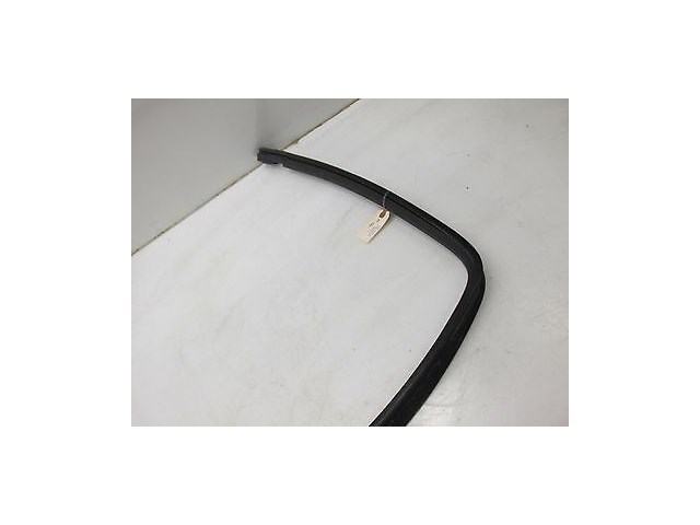 2002-2006 CADILLAC ESCALADE OEM RIGHT FRONT DOOR WEATHER STRIP SEAL 