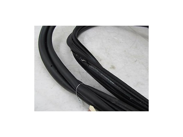 2004-2008 MASERATI QUATTROPORTE M139 OEM REAR TRUNK WEATHER STRIP RUBBER SEAL