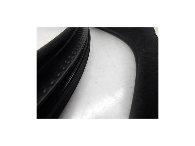 2004-2008 MASERATI QUATTROPORTE M139 OEM LEFT REAR PASSENGER DOOR WEATHER STRIP