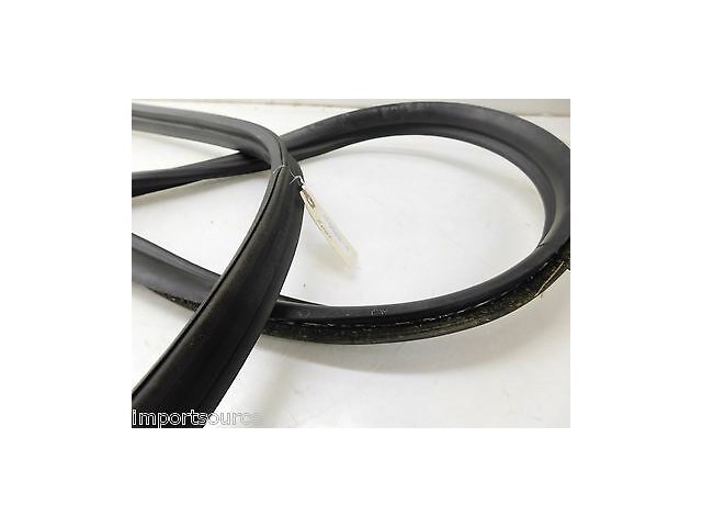 2007-2012 MERCEDES GL450 X164 OEM REAR TRUNK TAILGATE WEATHER STRIP SEAL 