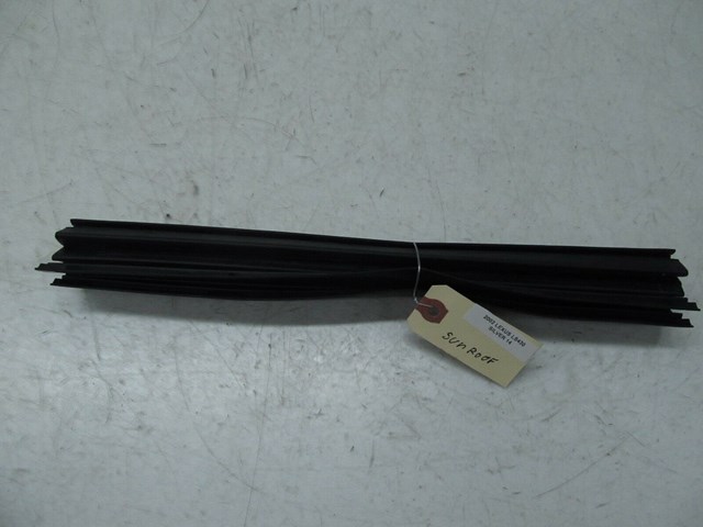 2001-2006 LEXUS LS430 OEM SUNROOF WEATHER STRIP PAIR (2)