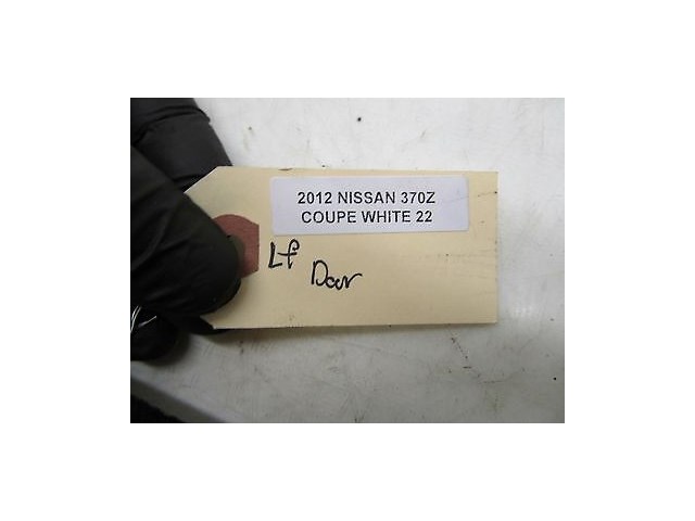 2009-2012 NISSAN 370Z COUPE OEM LEFT FRONT INNER DOOR WINDOW WEATHER STRIP TRIM