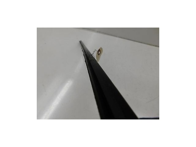 2007-2009 NISSAN QUEST OEM LEFT FRONT DRIVER WINDOW WEATHER STRIP SEAL TRIM