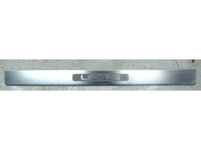 2007-2011 LEXUS GS350 OEM RIGHT FRONT LOWER DOOR EMBLEM