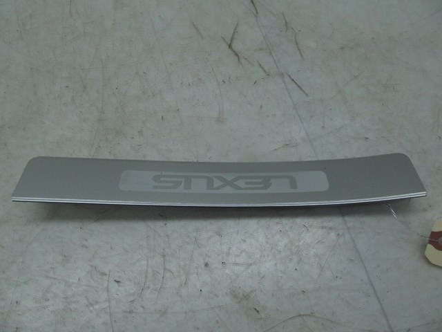 2007-2011 LEXUS GS350 OEM RIGHT REAR LOWER DOOR EMBLEM