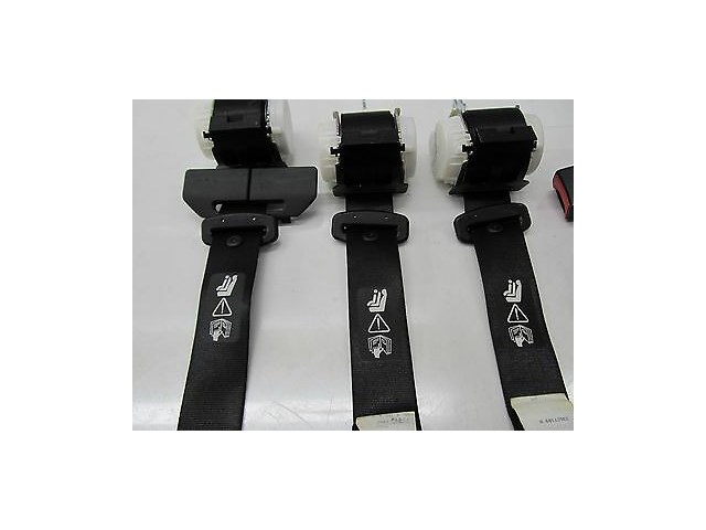 2008-2010 BMW 535 528 E60 OEM REAR SEAT BELT/ SEAT BELT BUCKLE SET BLACK COLOR