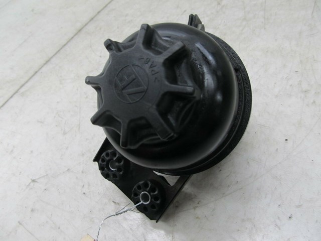 2007-2010 BMW 328xi E90 OEM FRONT POWER STEERING RESERVOIR 106371 10 