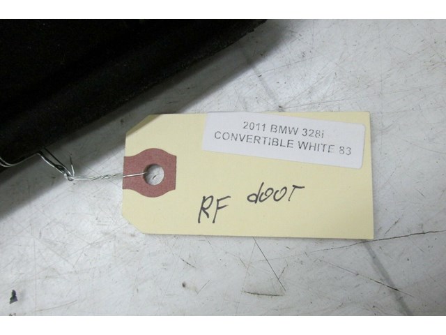  2009-2013 BMW 328i E93 E92 LCI OEM RIGHT PASS DOOR INNER GLASS WEATHER STRIP 