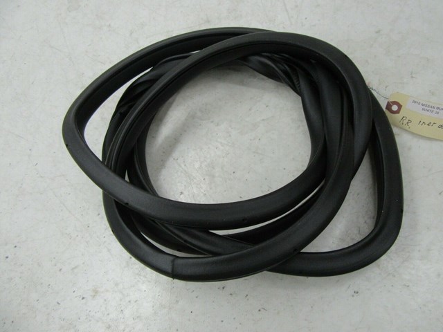 2015-2019 NISSAN MURANO OEM RIGHT REAR PASS SIDE DOOR WEATHER STRIP INNER SEAL