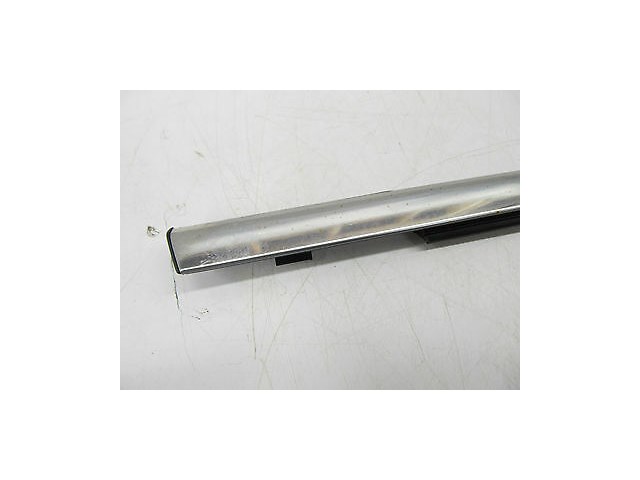 2006-2009 INFINITI M45 M35 OEM RIGHT FRONT EXTERIOR WINDOW TRIM WEATHER STRIP