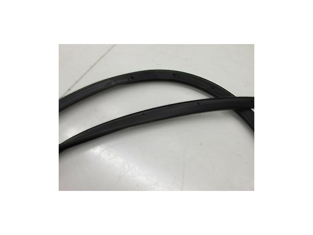 2011-2013 KIA OPTIMA EX OEM LEFT REAR DOOR WEATHER STRIP SEAL 