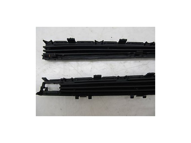 2004-2008 MASERATI QUATTROPORTE M139 OEM SUNROOF RUBBER BOOT WEATHER STRIP PAIR