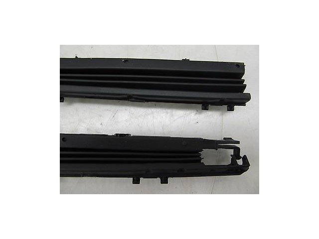 2004-2008 MASERATI QUATTROPORTE M139 OEM SUNROOF RUBBER BOOT WEATHER STRIP PAIR