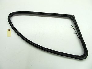 2006-2009 MERCEDES R350 W251 OEM LEFT REAR QUARTER WINDOW WEATHER STRIP SEAL