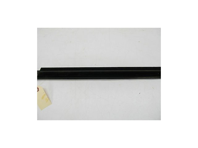 2006-2009 MERCEDES R350 W251 OEM LEFT REAR EXTERIOR WINDOW WEATHER STRIP TRIM