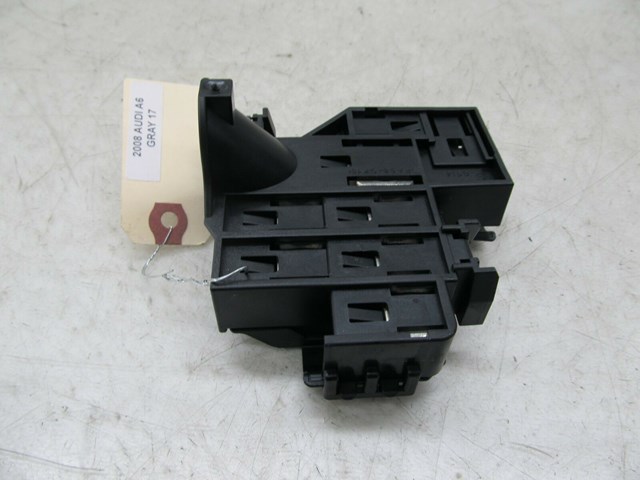 2005-2008 AUDI A6 C6 OEM POWER JUNCTION BOX