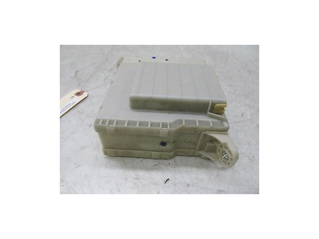  2006-2010 LEXUS IS250 XE20 OEM  RIGHT RELAY FUSE JUNCTION BOX BLOCK  82730-5304