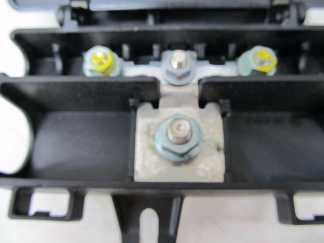 2004-2008 AUDI A8L W12 OEM RIGHT FRONT JUNCTION BOX 4E0 941 824