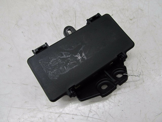 2004-2008 AUDI A8L W12 OEM RIGHT FRONT JUNCTION BOX 4E0 941 824