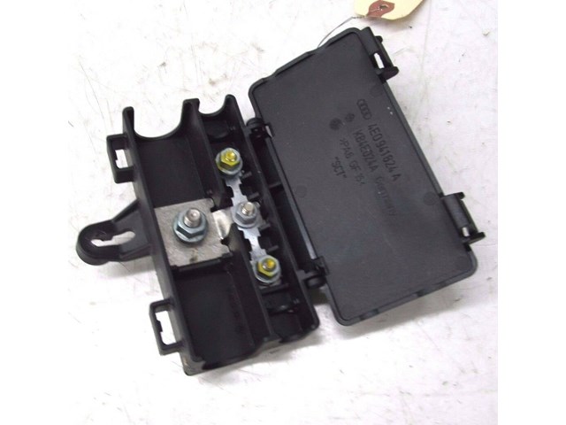 2004-2008 AUDI A8L W12 OEM RIGHT FRONT JUNCTION BOX 4E0 941 824
