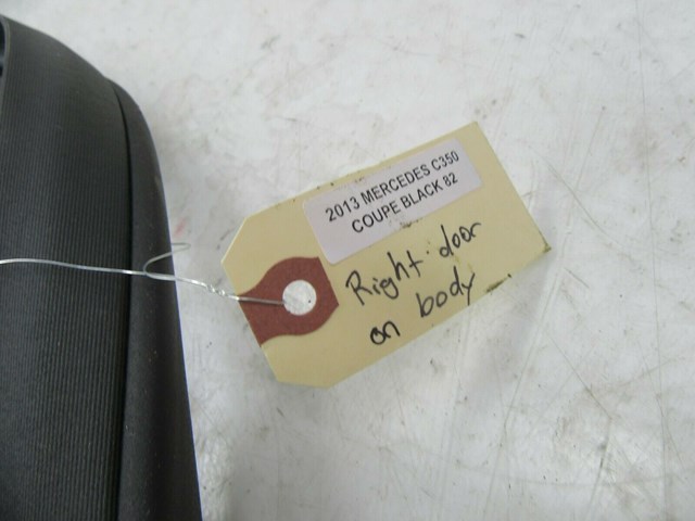 2012-2015 MERCEDES C350 COUPE OEM RIGHT FRONT DOOR ON BODY WEATHER STRIP SEAL