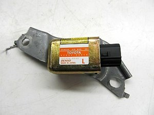 2004-2006 LEXUS RX330 XU30 OEM LEFT REAR PASSENGER SRS CRASH SENSOR 89833-48010