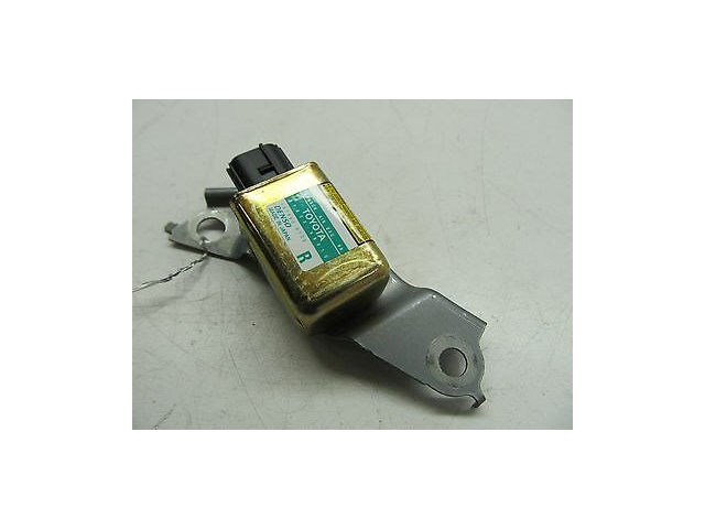 2004-2006 LEXUS RX330 XU30 OEM RIGHT REAR PASSENGER SRS CRASH SENSOR 89833-48010