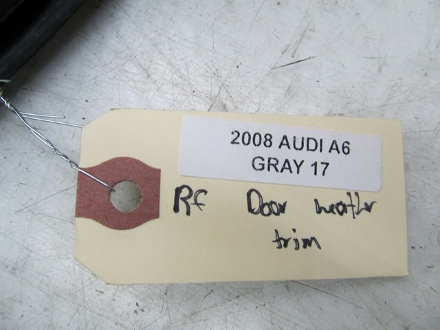 2005-2008 AUDI A6 C6 OEM RIGHT FRONT DOOR WEATHER STRIP SEAL 