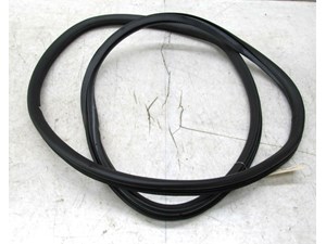 2005-2008 AUDI A6 C6 OEM RIGHT FRONT DOOR WEATHER STRIP SEAL 