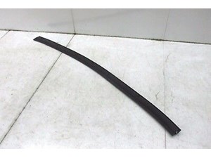 2004-2007 INFINITI QX56 OEM LEFT FRONT INNER LOWER DOOR WEATHER STRIP 