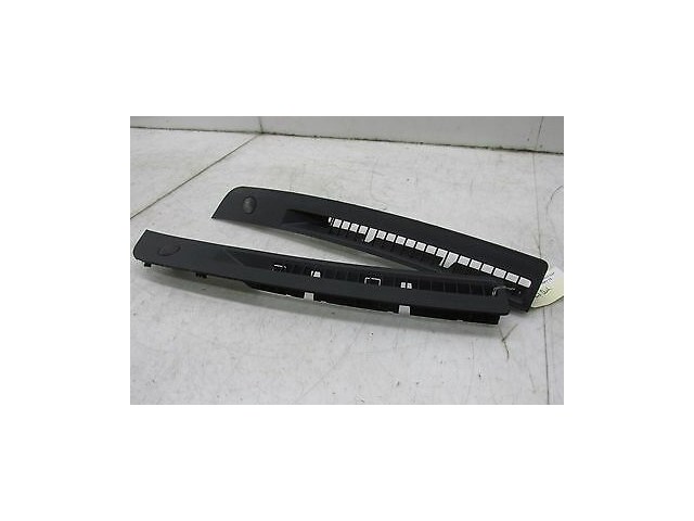 2009-2013 INFINITI G37 OEM FRONT DASH WINDSHIELD DEFROST VENT GRILLE