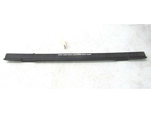 1985-1991 BMW 325i CABRIO E30 OEM REAR GRILLE TRIM 1932802