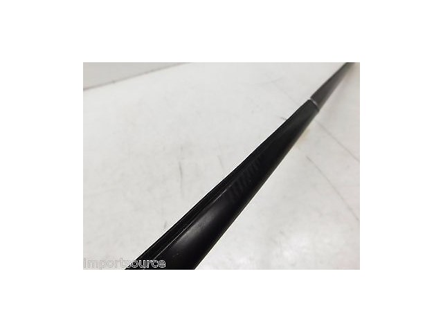 2006-2010 BMW X3 E83 OEM RIGHT FRONT PASS. EXTERIOR WINDOW WEATHER STRIP SEAL