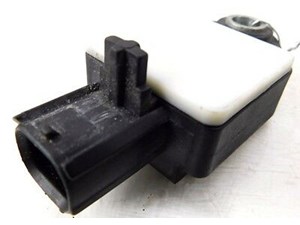 2004-2008 MASERATI QUATTROPORTE M139 OEM RIGHT FRONT CRASH IMPACT SENSOR