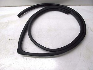 2011-2013 HONDA ODYSSEY OEM RIGHT FRONT PASSENGER SIDE DOOR WEATHER STRIP RUBBER