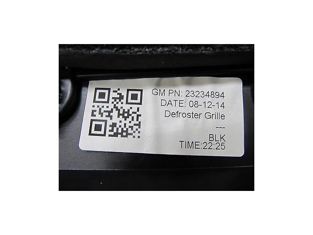 2013-2016 CADILLAC ATS OEM CENTER DASH DEFROSTER GRILLE 23234894